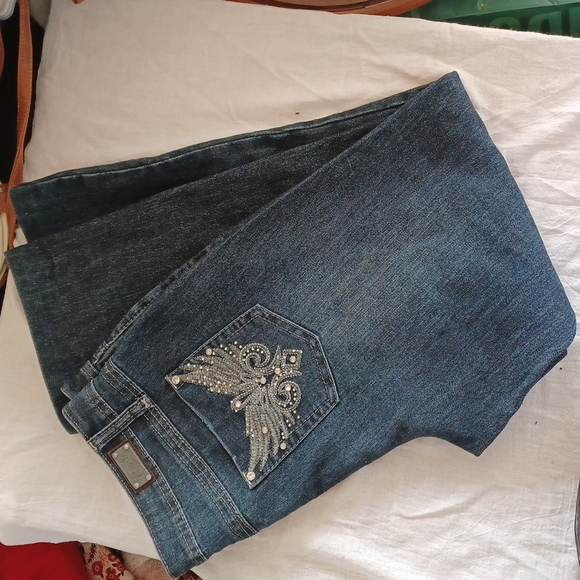 EARL JEAN ⭐️ Straight Leg Jeans, Size 10 shortened for 5'3" - Picture 1 of 3